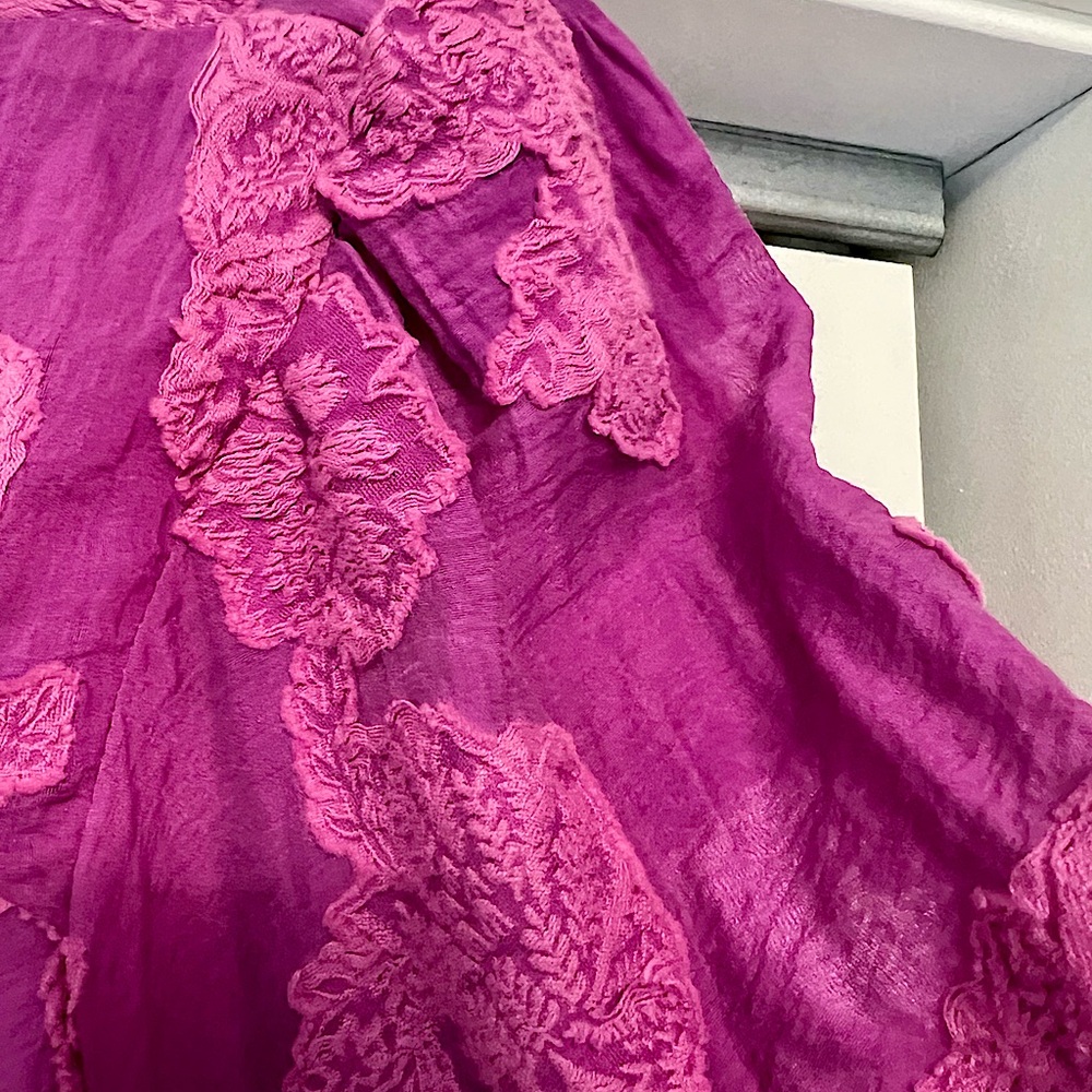 Bright purple Appliqué Boho Blouse by Loft - NWT - Picture 4 of 8